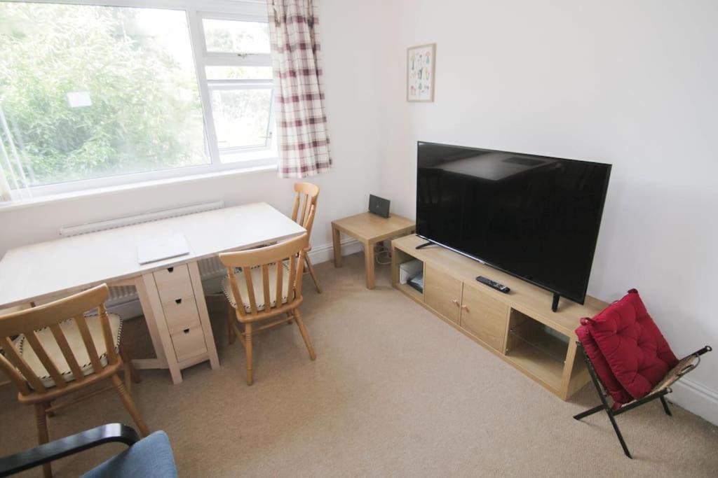 Secluded Central 2 Bed Flat Stratford-upon-Avon Extérieur photo
